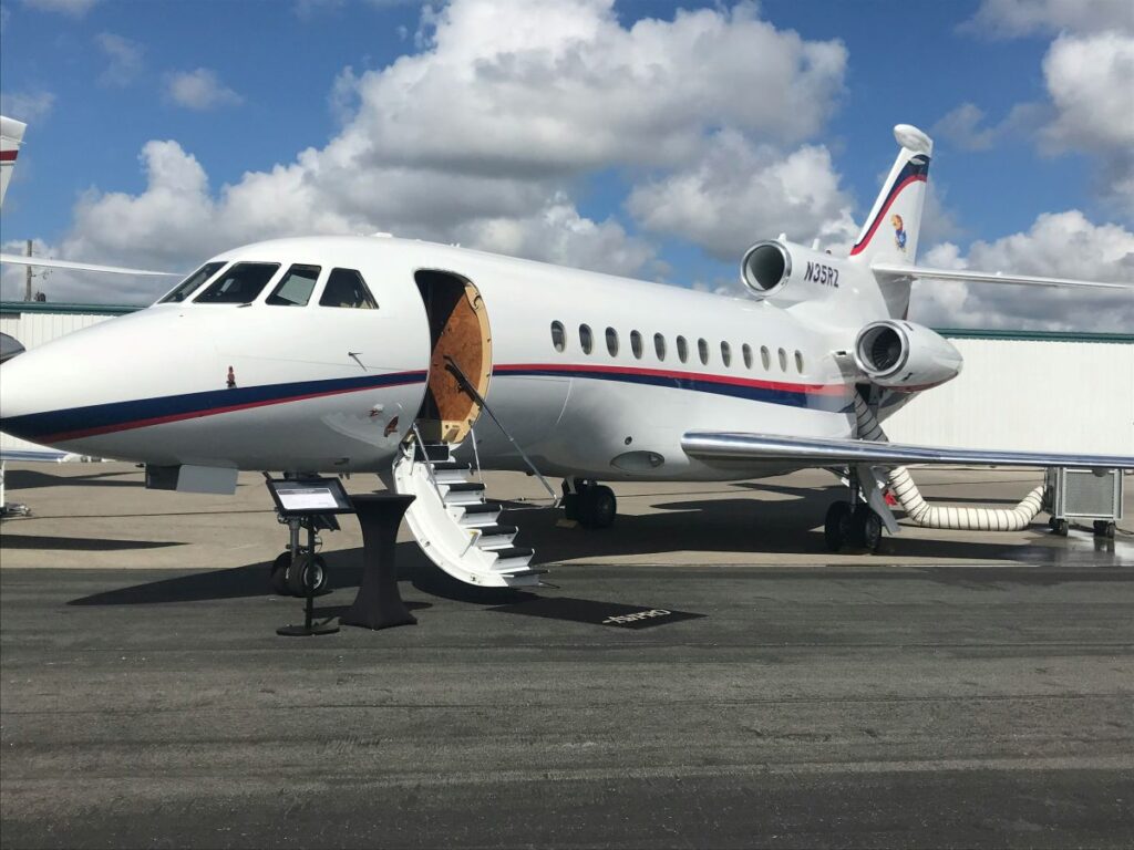 Airplane landed with an open door